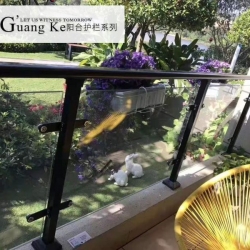 玻璃欄桿