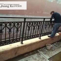 鋁藝欄桿