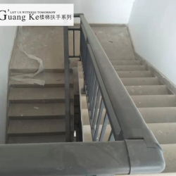 樓梯扶手