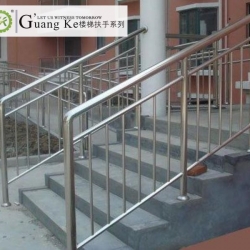 樓梯扶手